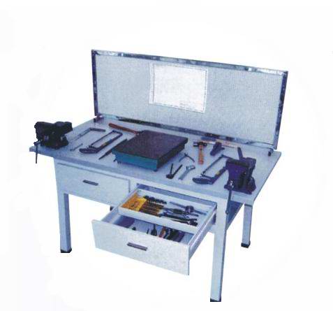 LG-QG02型  焊工、铆工实操室成套设备（2座/桌）
